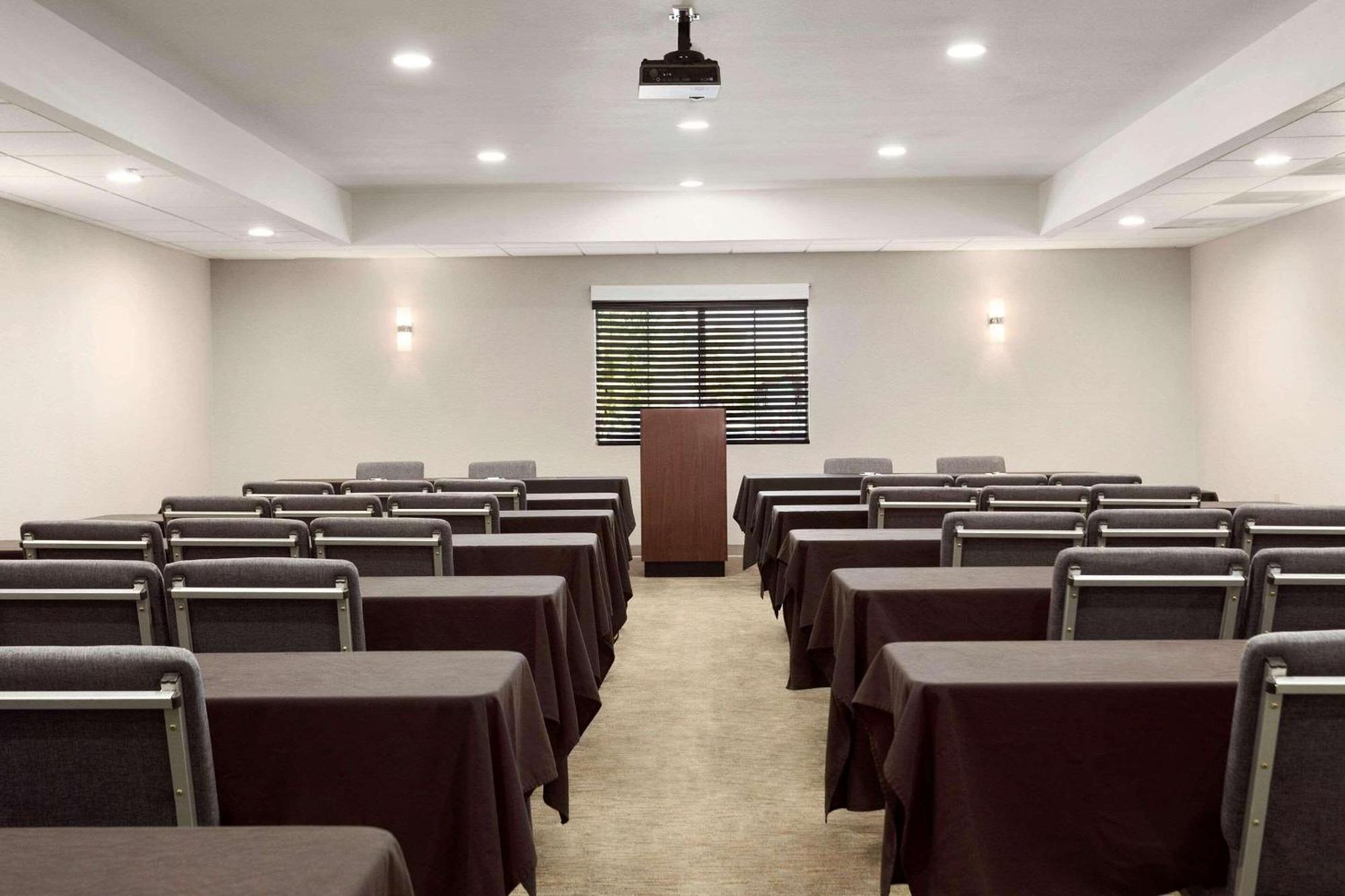 Country Inn & Suites By Radisson, Lackland Afb San Antonio , Tx Exteriör bild
